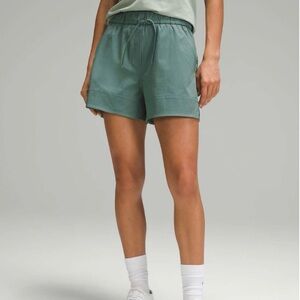 LULULEMON Medium Forest Cinchable Waist High-Rise Woven Short 3.5” Size XXS